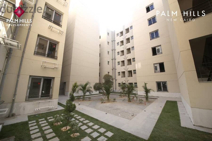 Apartment with Garden  للبيع باقل مقدم حاليا في بالم هيلز Palm hills 11