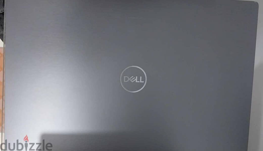 Dell 7400 الجيل التامن i5 سيلفر - ماتيريال معدني ultra slim شيك جدا 8