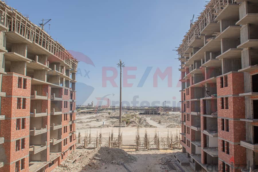 Own your apartment in Sawary Compound with open views of the landscape 27