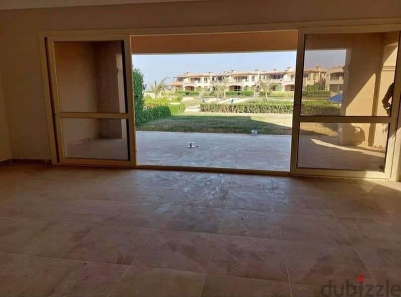 down payment of 950,000 chalets for sale in La Vista Ain Sokhna - a very distinctive panoramic view - : ground floor + private gar 3