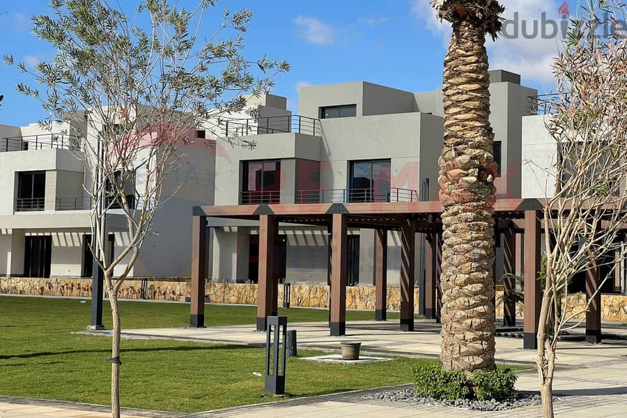 Own a townhouse corner at the old price in the heart of Palm Hills 11