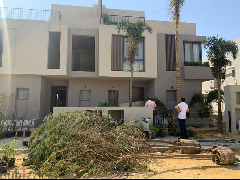 Townhouse villa for sale in | New Heliopolis | Compound | Sodic East | In front of Madinaty and Mostaqbal City minutes from Gamal Abdel Nasser Axis 5