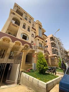 استلام فوري شقة للبيع رائعة 176 متر من المالك في اميز مواقع التجمع الخامس NEW CAIRO بسعر لقطة Fully Finished