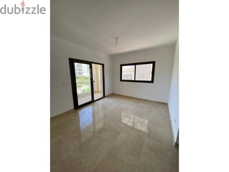 Penthouse for rent in El Shorouk, ultra super luxury finished, kitchen and garage space 1
