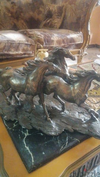 تمثال قطيع أحصنة ( ٣ أحصنة) ريزن ايطالي 2