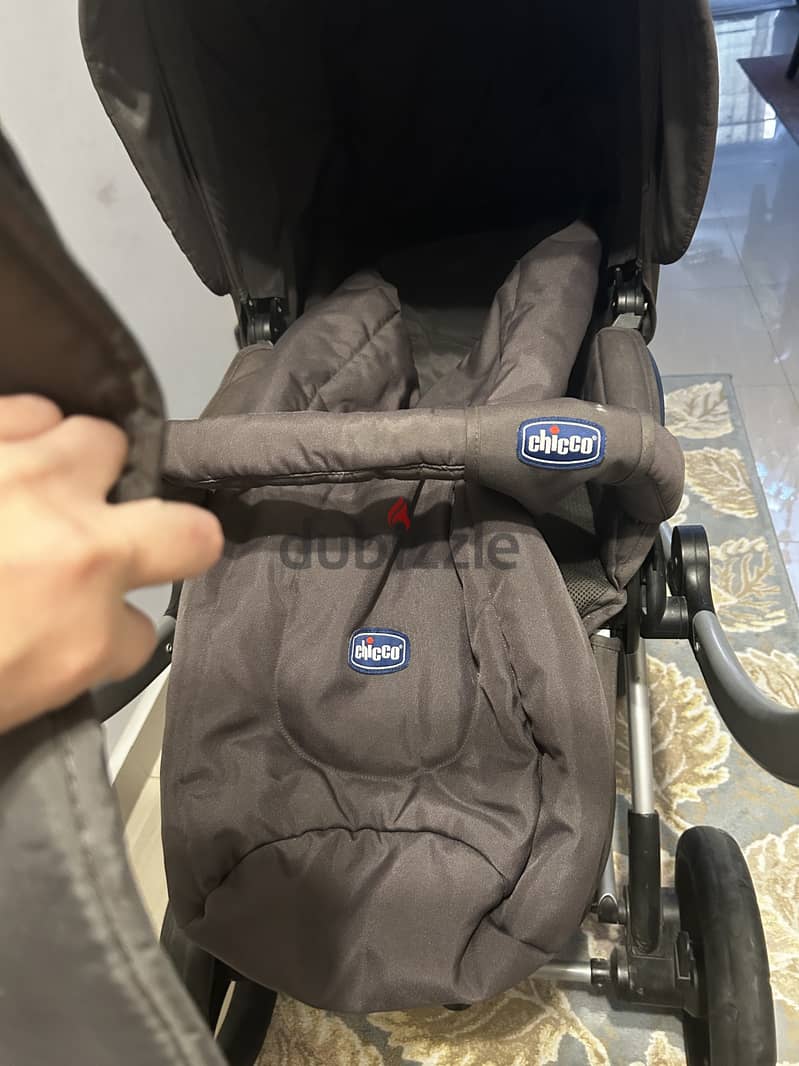 Chicco artic stroller 6