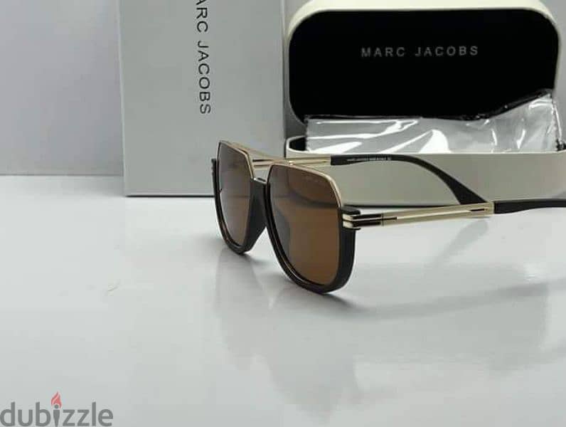 MARC JACOBS glass 3