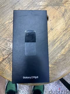 Galaxy Z Flip 5 512G Black جديد متبرشم