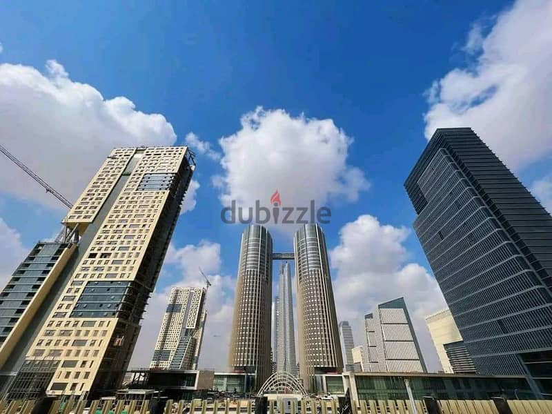 Your shop is first row in the largest skyscraper, Direct, in front of the entrance to the iconic tower and in the heart of the Green River in the cent 19