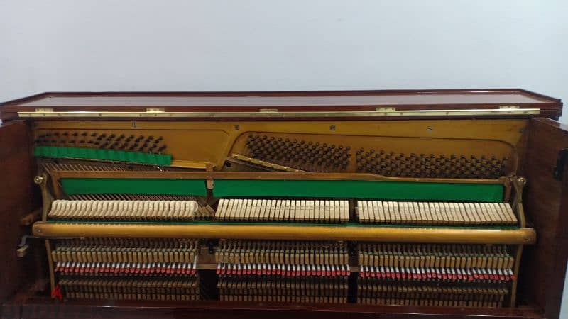 بيانو 4