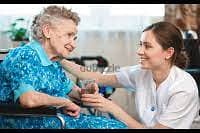لدينا خدمات التمريض المنزلي لجميع الحالات ونوفر راعيات كبار السن