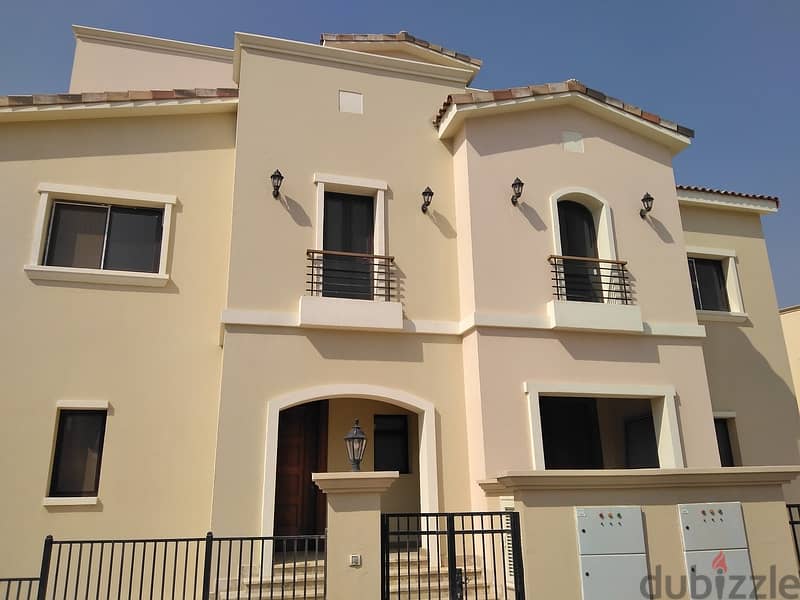 Standalone Villa Fully Finished Ready to move for sale Cash at Uptown Cairo 4
