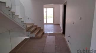 Apartment for sale, immediate receipt ((Penthouse)), upper floor + private roof, immediate receipt In the fifth assembly  “La Vista El Patio Oró”