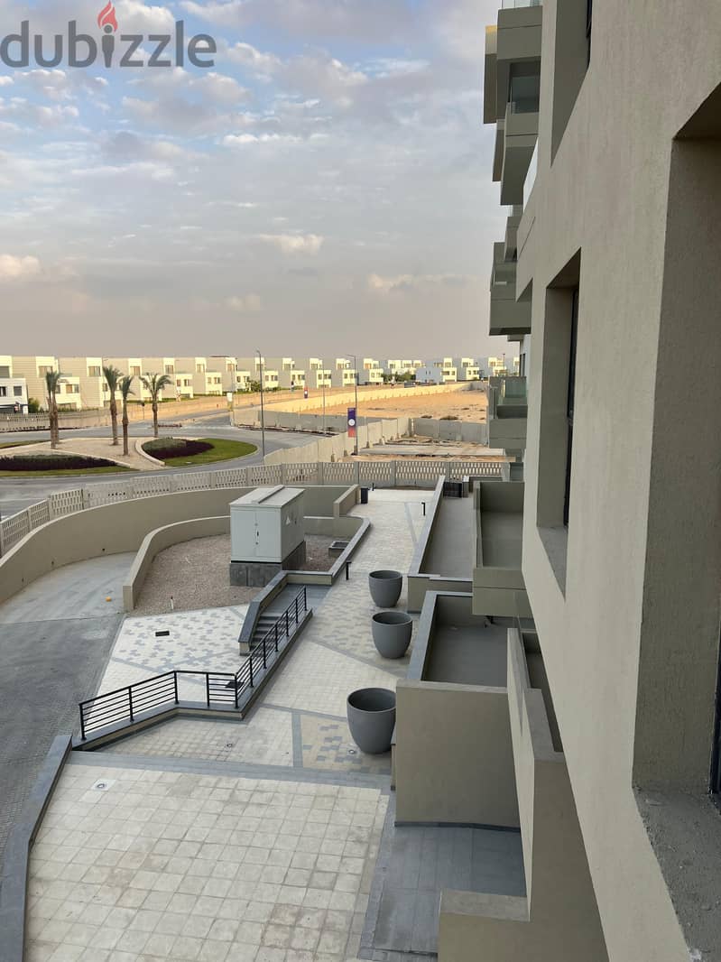 fully finished apartment 125M for sale in Alburouj new cairo next to international Medical Center & On the Suez Road5% down payment & installment. . . . . 8