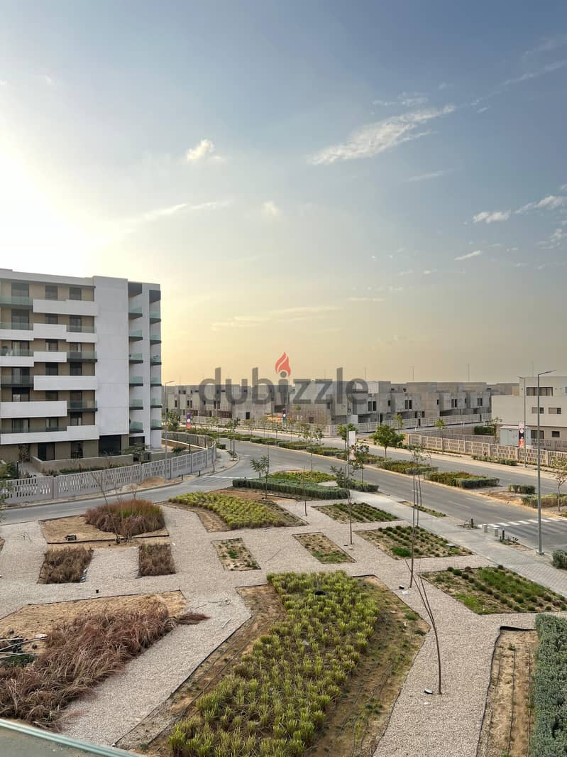 fully finished apartment 125M for sale in Alburouj new cairo next to international Medical Center & On the Suez Road5% down payment & installment. . . . . 9