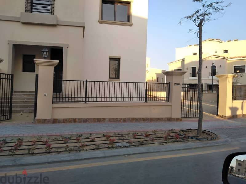 Twin House 320 m Fully Finished by owner for sale Ready to move at Uptown Cairo 6