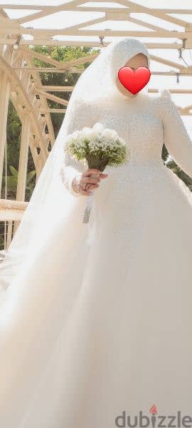 فستان زفاف أنيق هاند ميد 1