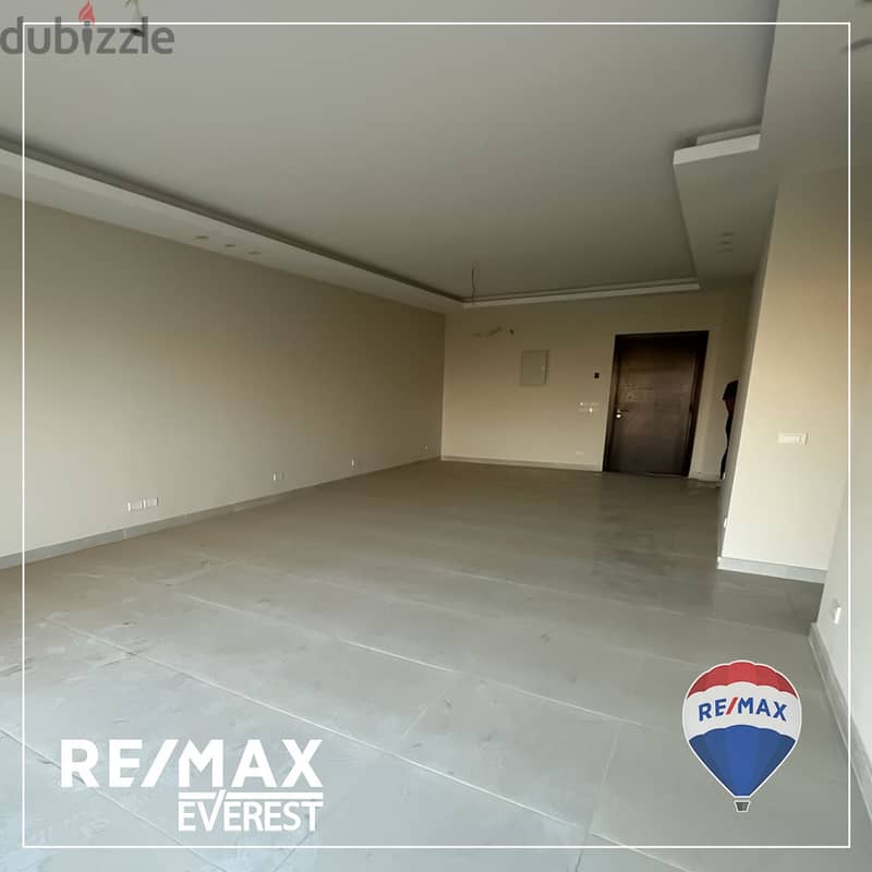 Prime Location Super lux Apartment At Courtyard - ElSheikh Zayed 1