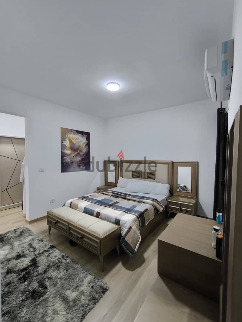 Apartment Fully furnished للايجار بسعر لقطه في فيفث سكوير Fifth Square 3