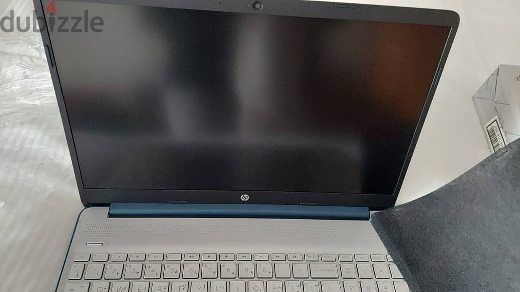 HP Laptop 15-ef2127wm 3
