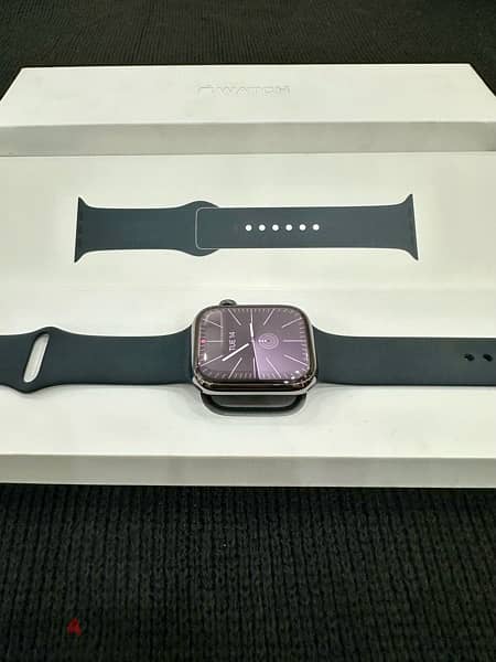 Apple Watch Series 8 (45mm) Graphite Stainless Steel Great Condition 3