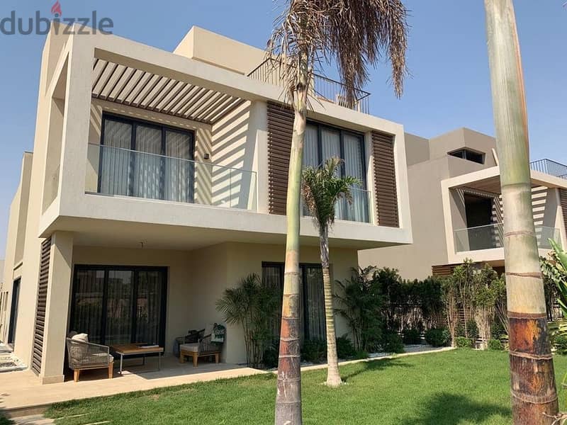 Townhouse villa for sale in Al-Shorouk | Sodic East | With a very distinctive division with roof swimming pool view and a panoramic view 5
