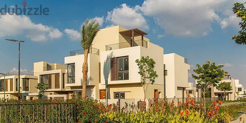 Townhouse villa for sale in Al-Shorouk | Sodic East | With a very distinctive division with roof swimming pool view and a panoramic view 9