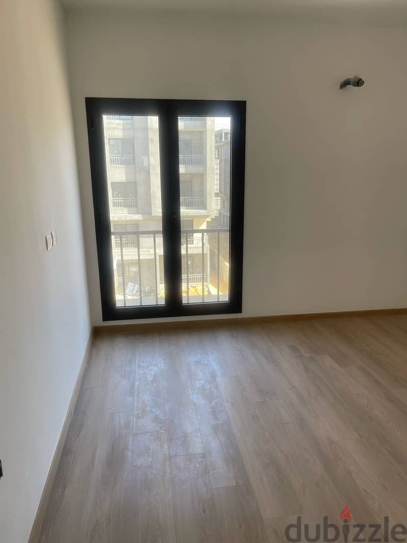 Apartment 207m for rent in fifth square marasem new cairo 1