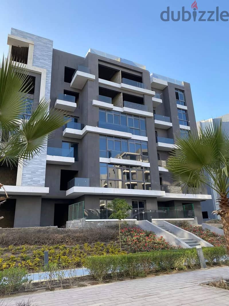 Ready to move apartment for sale at Sun capital with attractive price شقة جاهزة للسكن باقل مقدم في اكتوبر 6