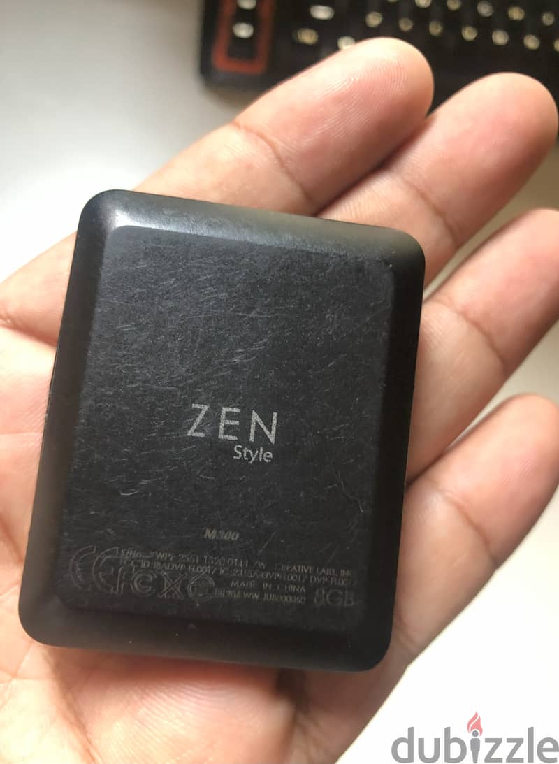 Creative ZEN Style M300 FM / MP3 / Video / Bluetooth 4.1/ 8GB 1