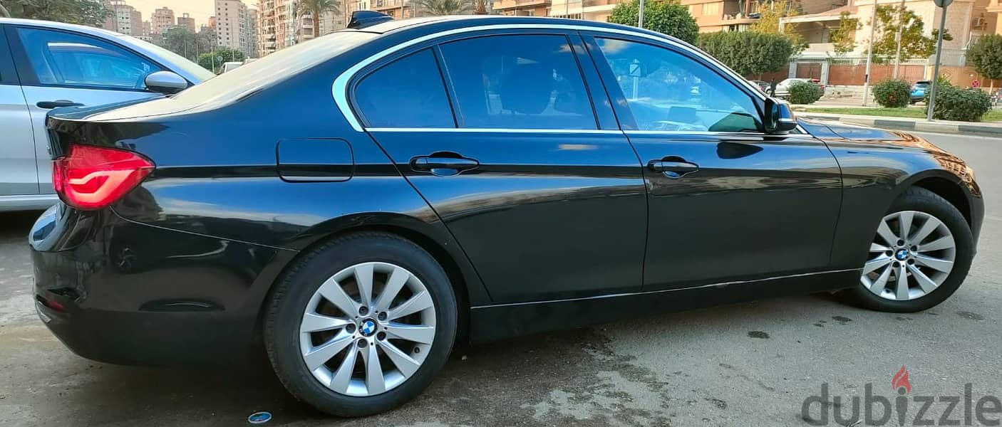 2018 BMW 318i Luxury 3