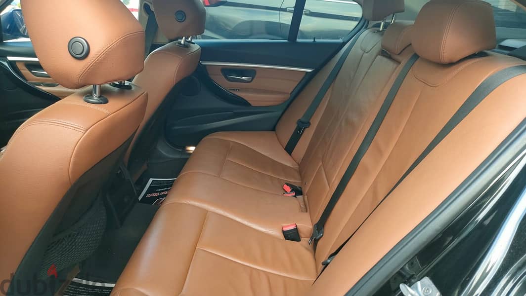 2018 BMW 318i Luxury 9