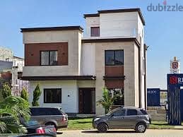 Town House with exclusive down payment for sale in Azzar 2 New Cairo 8