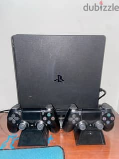 Ps4 Slim 1TB Two Controllers