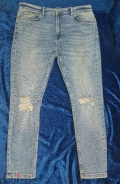 bershka original denim ripped jeans 0
