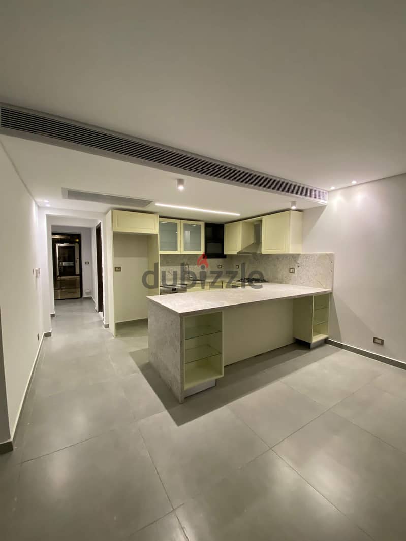 Apartment With Garden For Rent in Azad 8