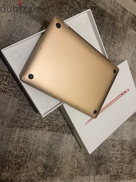 Apple Macbook air m1 256/8 gold used one time 1