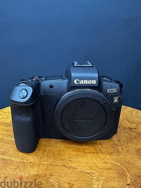 Canon  camera EOS R 1