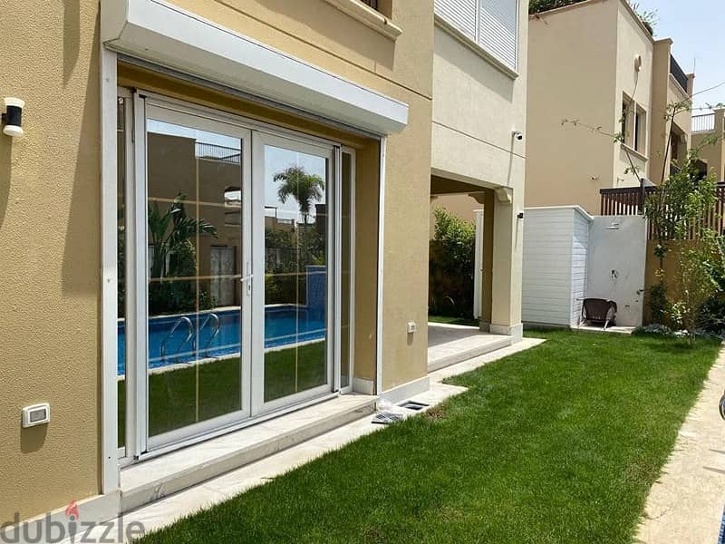sepcial villa for sale in stone park new cairo  doule view 1