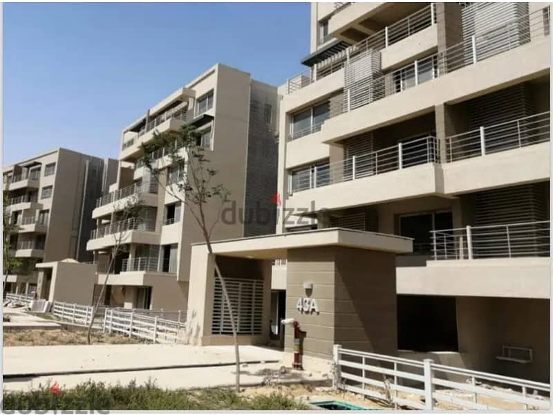 Apartment with garden for sale 173 m ready to move 3 bedrooms cash in palm hills new cairo 3