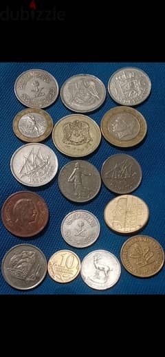مجموعه كبيره جدا من العملات المصريه و الاجنبيه