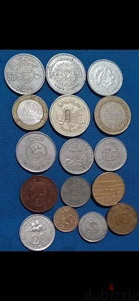 مجموعه كبيره جدا من العملات المصريه و الاجنبيه 3