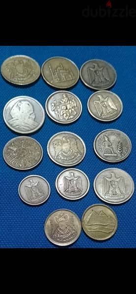 مجموعه كبيره جدا من العملات المصريه و الاجنبيه 8