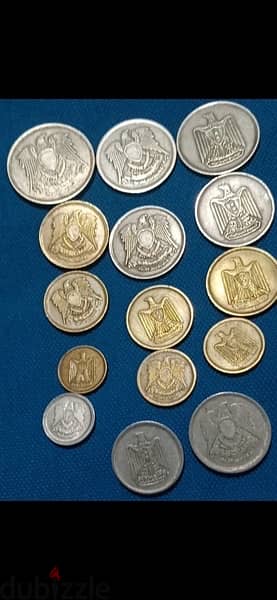 مجموعه كبيره جدا من العملات المصريه و الاجنبيه 14