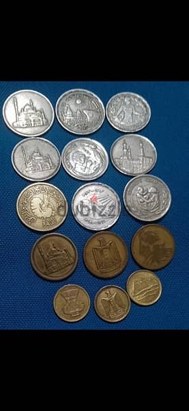 مجموعه كبيره جدا من العملات المصريه و الاجنبيه 19