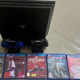 Playstation 4 pro 4k with stand and 2 joystick original and 5 cds 0