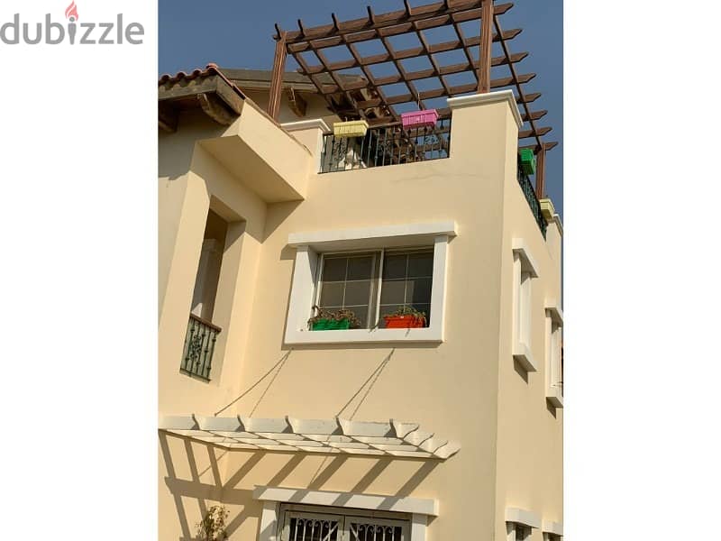 Town house view landscape 215 m bahary with down payment and installments for sale in hyde park تاون هاوس للبيع في هايد بارك التجمع 5