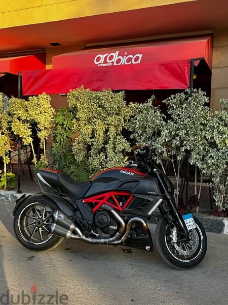 Ducati Diavel Carbon 7