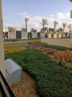 شقة نصف تشطيب دور أرضي بحديقة في فيليت سوديك القاهرة الجديدة قابل للتفاوض