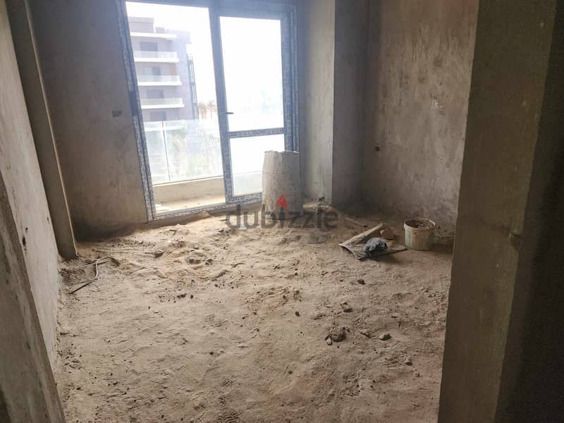 ready to move apartment for sale in lavista patio oro - new cairo 2